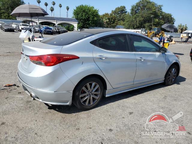 5NPDH4AE9CH071703 2012 HYUNDAI ELANTRA photo no. 3