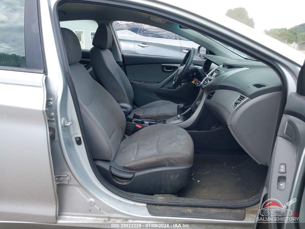 5NPDH4AE0DH317006 2013 HYUNDAI ELANTRA photo no. 5