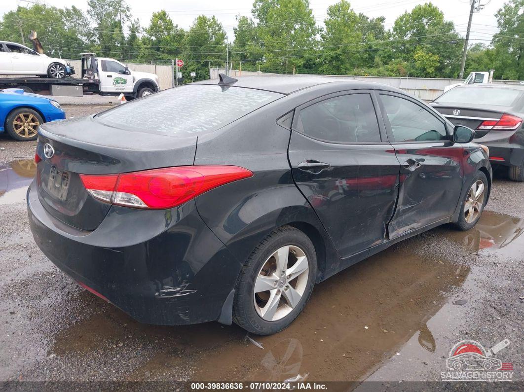 5NPDH4AE0DH417350 2013 HYUNDAI ELANTRA photo no. 4
