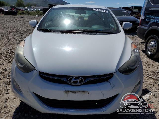 5NPDH4AE4DH327165 2013 HYUNDAI ELANTRA photo no. 5