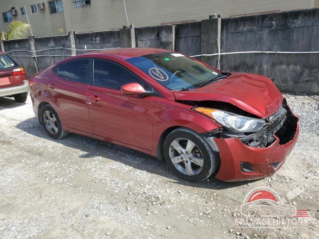 5NPDH4AE4DH432398 2013 HYUNDAI ELANTRA photo no. 4