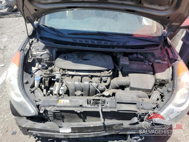 5NPDH4AE7DH294212 2013 HYUNDAI ELANTRA photo no. 11