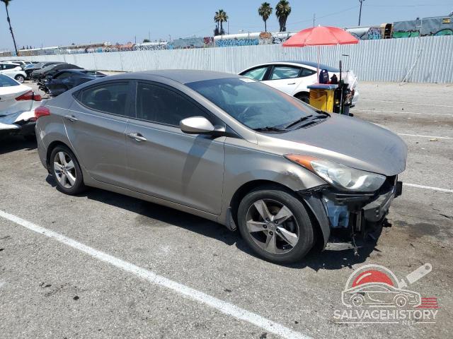 5NPDH4AE7DH294212 2013 HYUNDAI ELANTRA photo no. 4