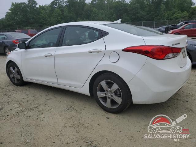 5NPDH4AE8DH275846 2013 HYUNDAI ELANTRA photo no. 2