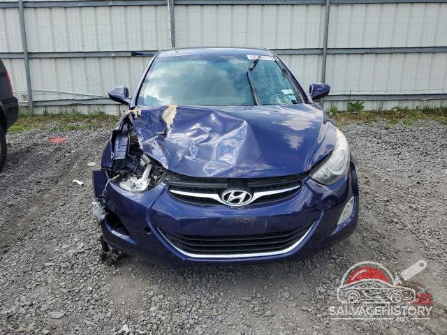 5NPDH4AE9DH302309 2013 HYUNDAI ELANTRA photo no. 5