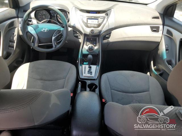 5NPDH4AEXDH200310 2013 HYUNDAI ELANTRA photo no. 8
