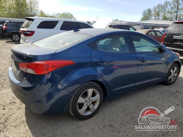KMHDH4AE1DU955590 2013 HYUNDAI ELANTRA photo no. 3