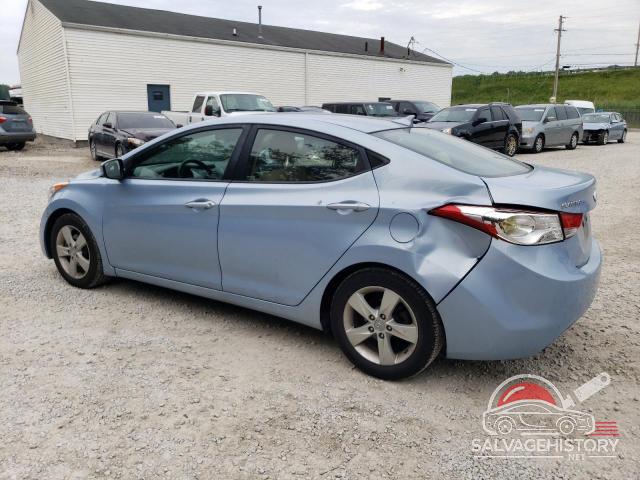 KMHDH4AEXDU774858 2013 HYUNDAI ELANTRA photo no. 2