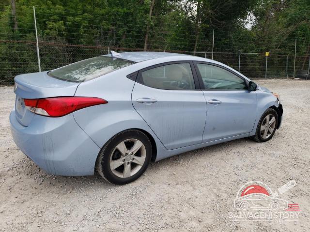 KMHDH4AEXDU774858 2013 HYUNDAI ELANTRA photo no. 3
