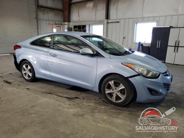 KMHDH6AE0DU000520 2013 HYUNDAI ELANTRA photo no. 4