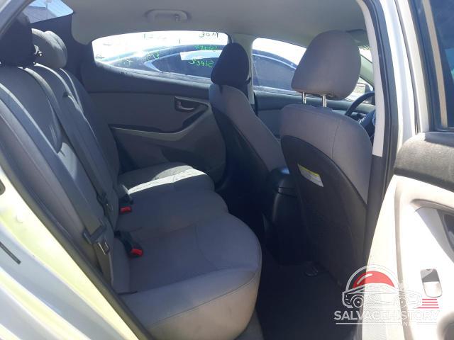 5NPDH4AE1FH645702 2015 HYUNDAI ELANTRA photo no. 10