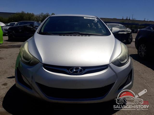 5NPDH4AE1FH645702 2015 HYUNDAI ELANTRA photo no. 5
