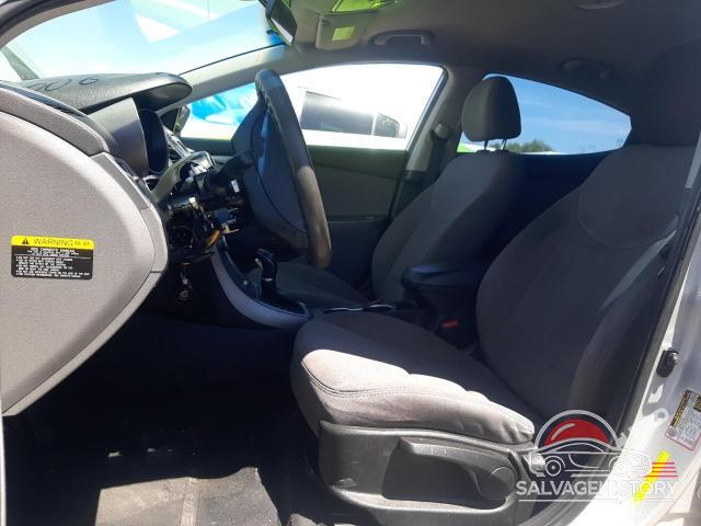5NPDH4AE1FH645702 2015 HYUNDAI ELANTRA photo no. 7