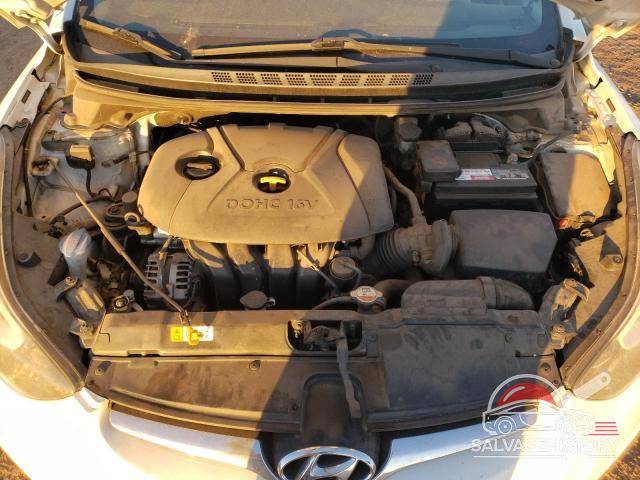 5NPDH4AE2FH629735 2015 HYUNDAI ELANTRA photo no. 11