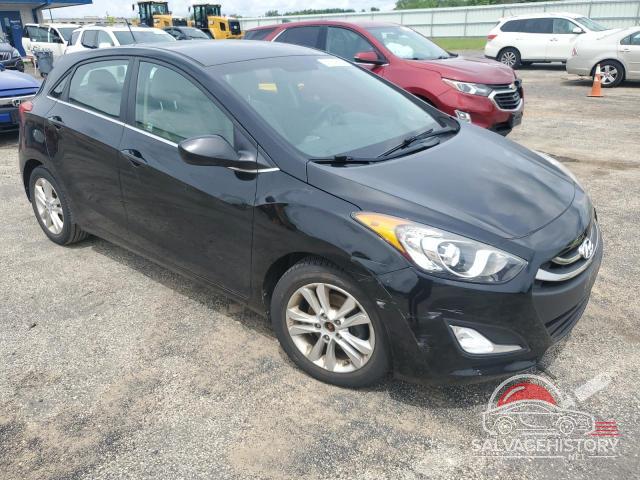 KMHD35LH5FU235949 2015 HYUNDAI ELANTRA photo no. 4