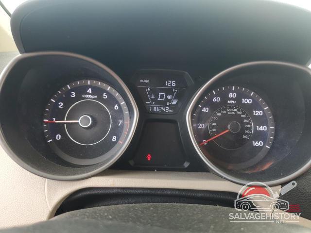 5NPDH4AE1GH749642 2016 HYUNDAI ELANTRA photo no. 9