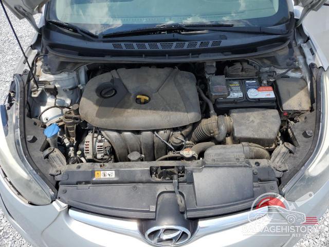 5NPDH4AE7GH788963 2016 HYUNDAI ELANTRA photo no. 11