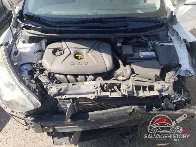 KMHD35LH9GU305650 2016 HYUNDAI ELANTRA photo no. 11