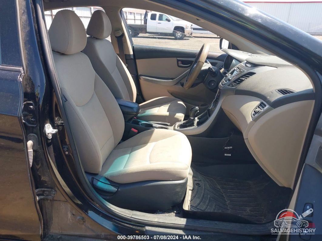 KMHDH4AE5GU481065 2016 HYUNDAI ELANTRA photo no. 5