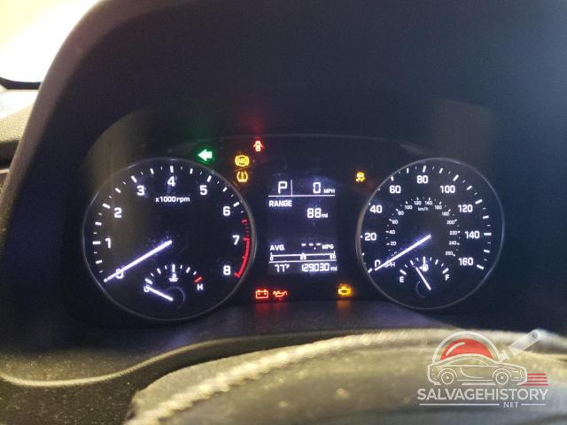 5NPD74LF5HH149118 2017 HYUNDAI ELANTRA photo no. 9