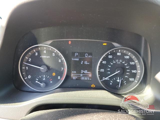 5NPD74LF8HH196224 2017 HYUNDAI ELANTRA photo no. 9