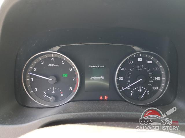 5NPD84LF9HH175802 2017 HYUNDAI ELANTRA photo no. 9
