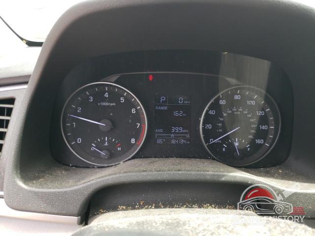 KMHD74LF8HU329212 2017 HYUNDAI ELANTRA photo no. 9