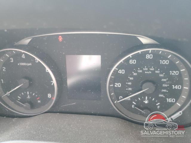 5NPD74LF2JH230941 2018 HYUNDAI ELANTRA photo no. 9