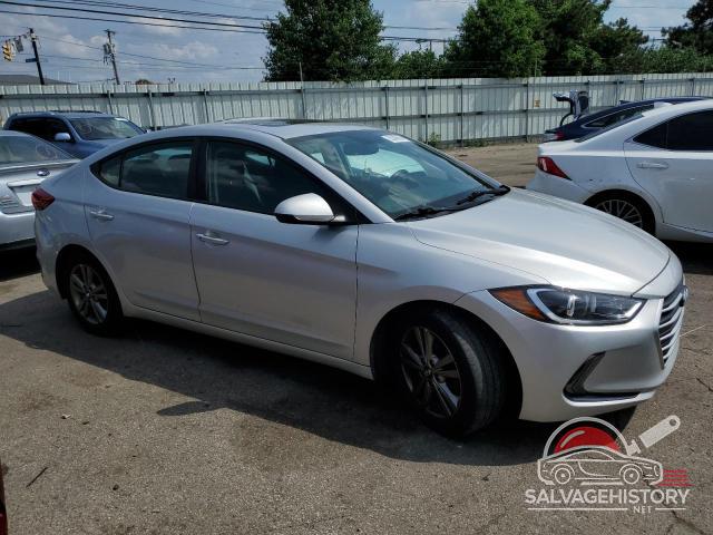 5NPD84LF1JH310289 2018 HYUNDAI ELANTRA photo no. 4