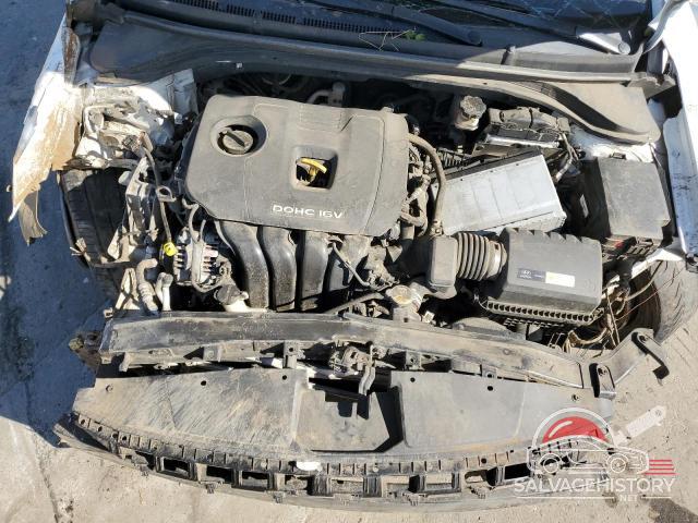 5NPD84LF4JH298493 2018 HYUNDAI ELANTRA photo no. 11