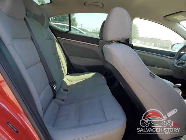 5NPD84LF7JH296897 2018 HYUNDAI ELANTRA photo no. 10