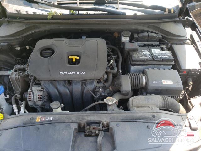 5NPD84LF9JH304787 2018 HYUNDAI ELANTRA photo no. 11
