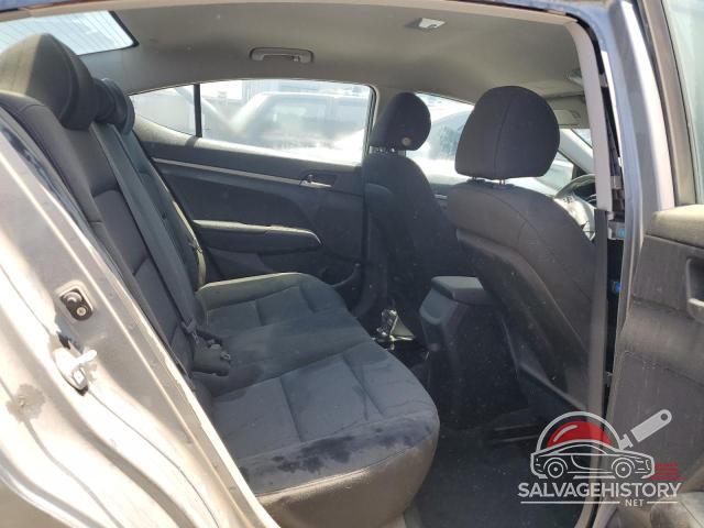 KMHD74LF3JU631562 2018 HYUNDAI ELANTRA photo no. 10