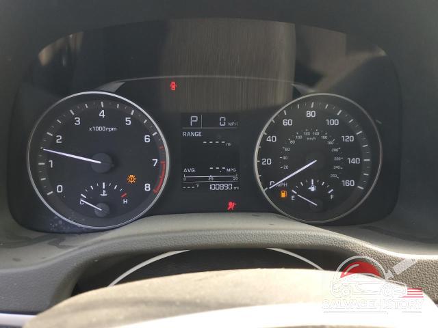KMHD74LF3JU631562 2018 HYUNDAI ELANTRA photo no. 9
