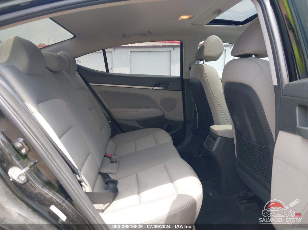 KMHD84LFXJU468860 2018 HYUNDAI ELANTRA photo no. 8