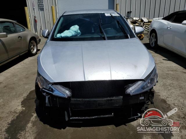 KMHD74LF1KU799864 2019 HYUNDAI ELANTRA photo no. 5