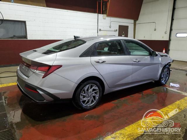 KMHLM4DG0RU652652 2024 HYUNDAI ELANTRA photo no. 3