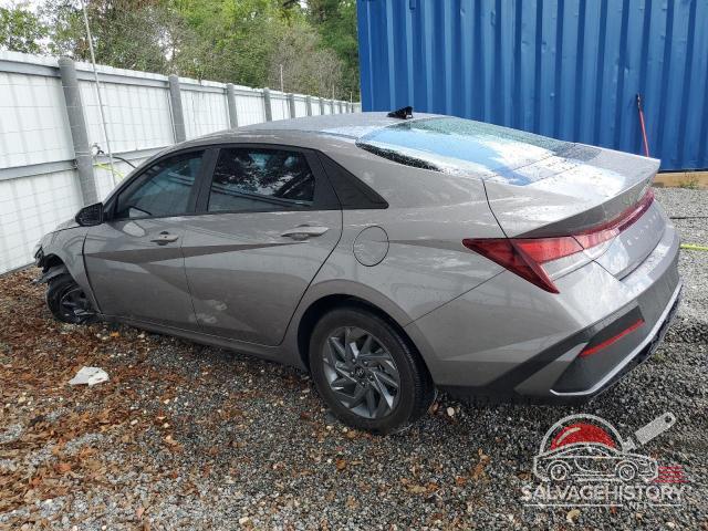 KMHLM4DG1RU735135 2024 HYUNDAI ELANTRA photo no. 2