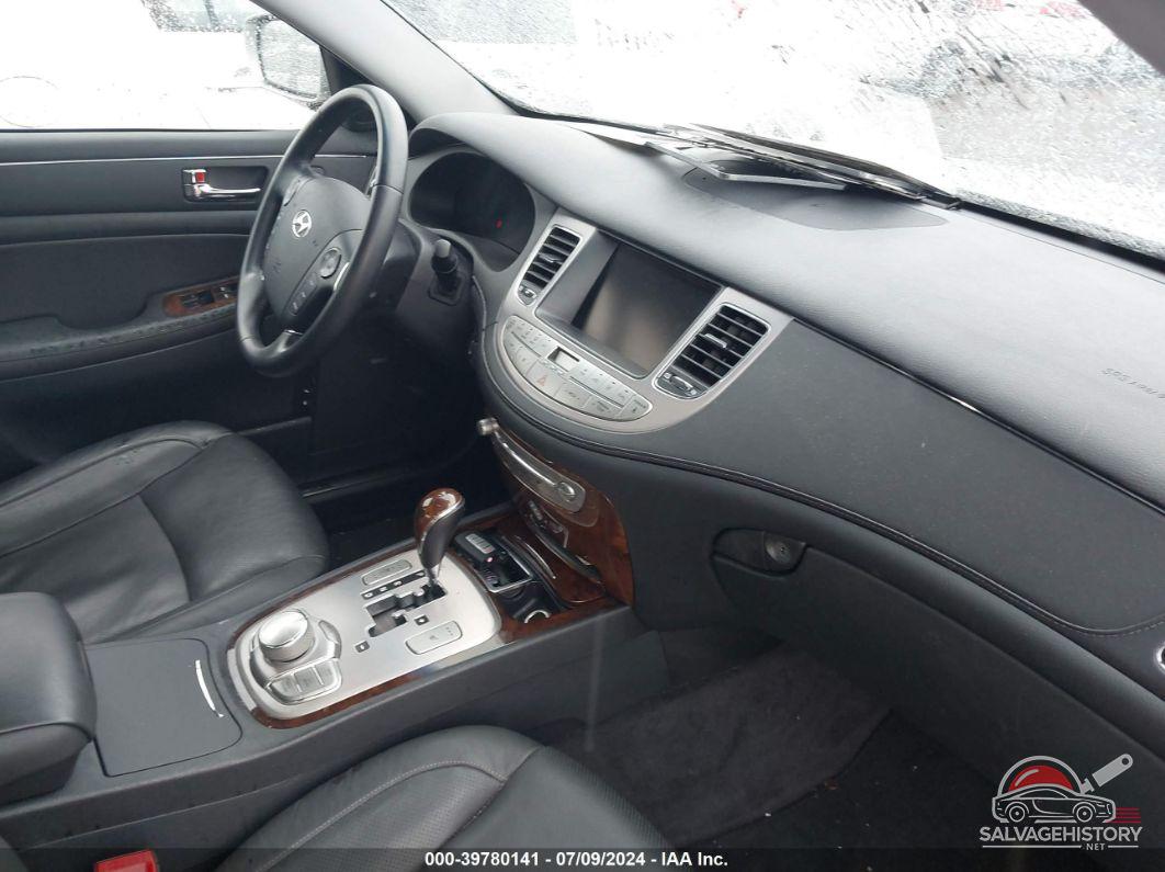 KMHGC46E09U062533 2009 HYUNDAI GENESIS photo no. 5
