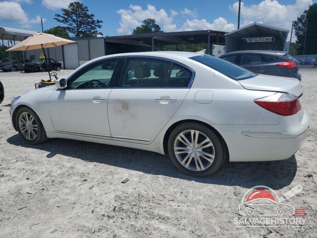 KMHGC4DF8BU129638 2011 HYUNDAI GENESIS photo no. 2