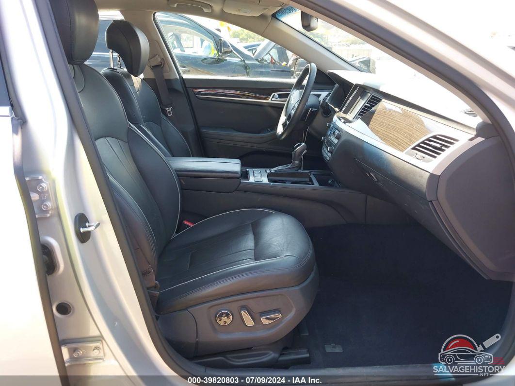 KMHGN4JE0FU046796 2015 HYUNDAI GENESIS photo no. 5