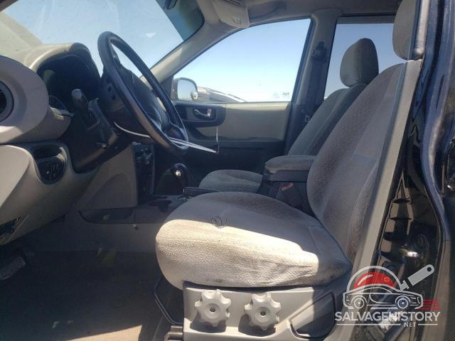 KM8SC13D25U928196 2005 HYUNDAI SANTA FE photo no. 7