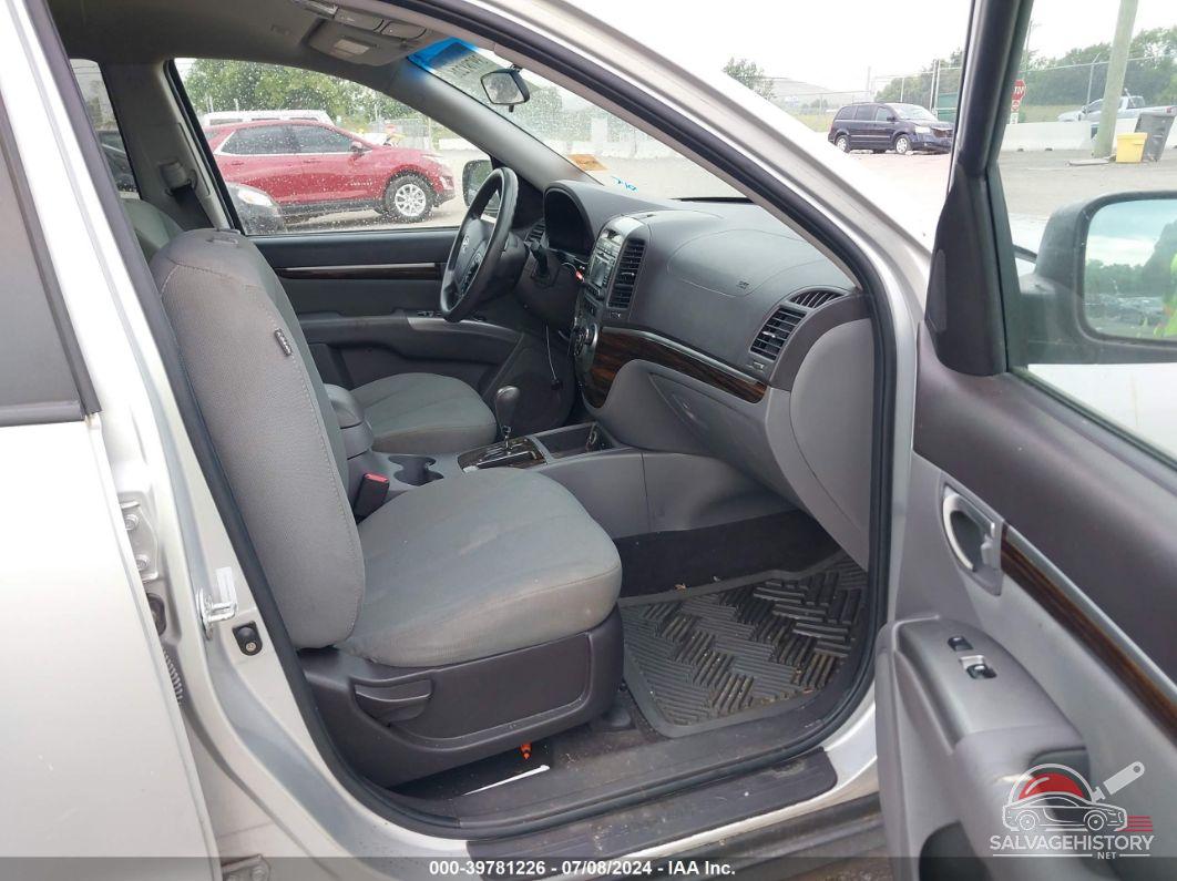 5XYZG3AB0BG024509 2011 HYUNDAI SANTA FE photo no. 5