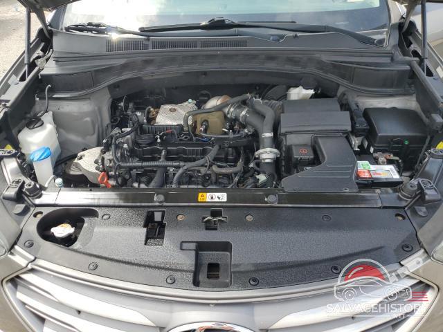 5XYZWDLA2HG467301 2017 HYUNDAI SANTA FE photo no. 12