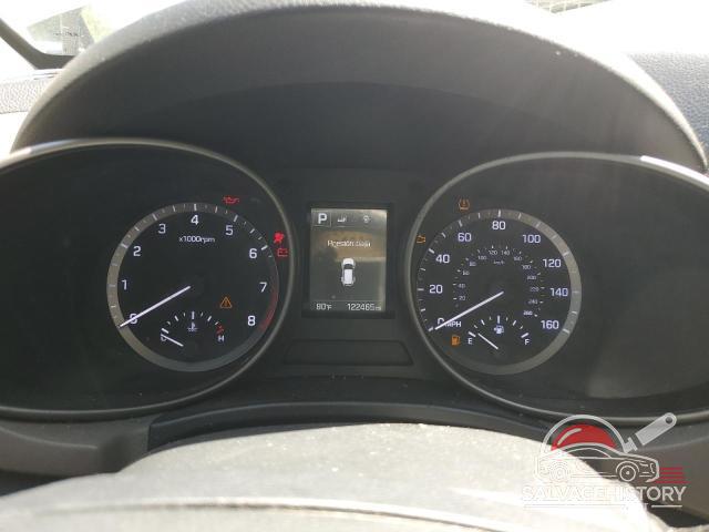 KM8SM4HF3HU198439 2017 HYUNDAI SANTA FE photo no. 9