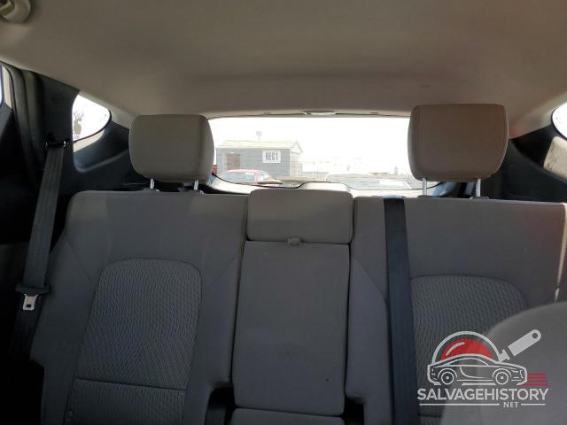 5XYZTDLB7JG560564 2018 HYUNDAI SANTA FE photo no. 10