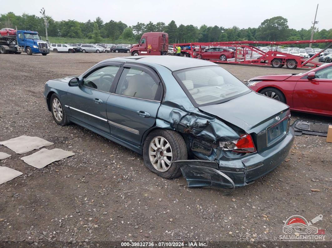 KMHWF35H14A065086 2004 HYUNDAI SONATA photo no. 3