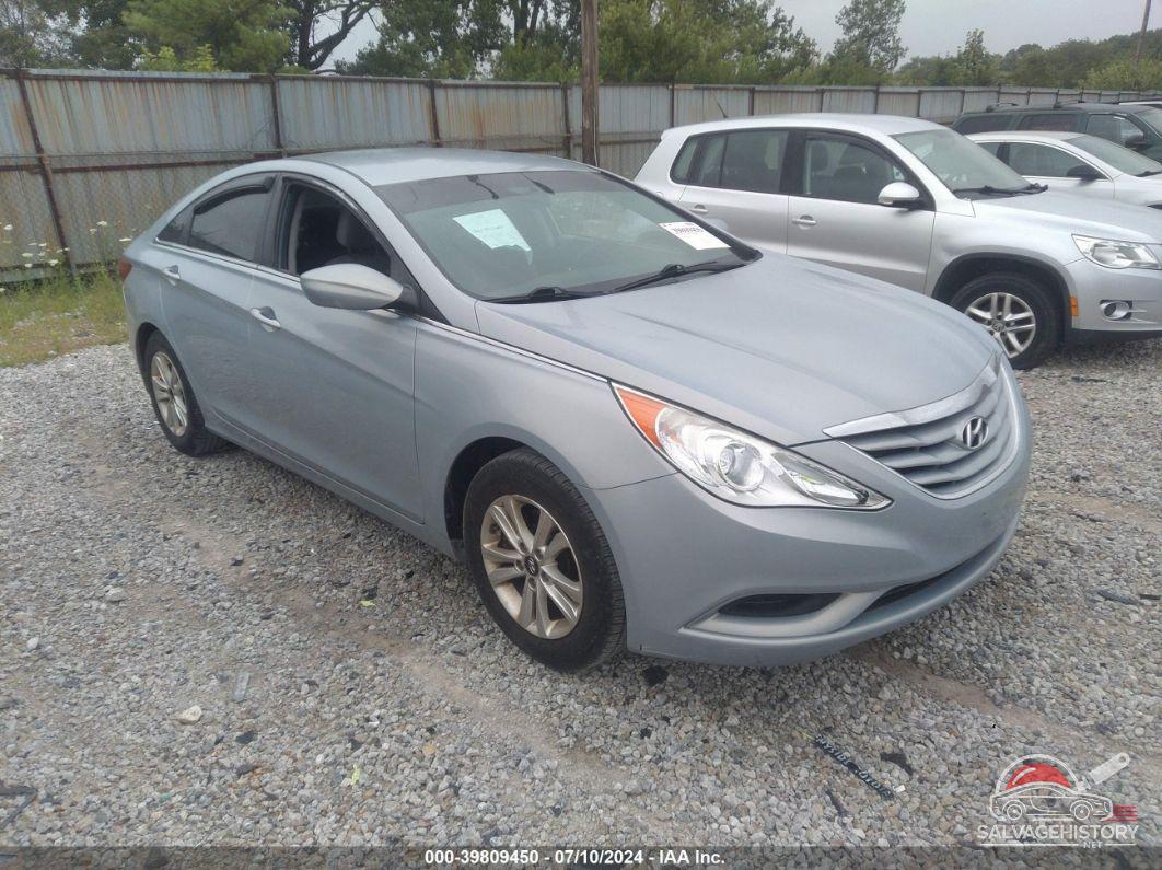 5NPEB4AC5BH250940 2011 HYUNDAI SONATA photo no. 1