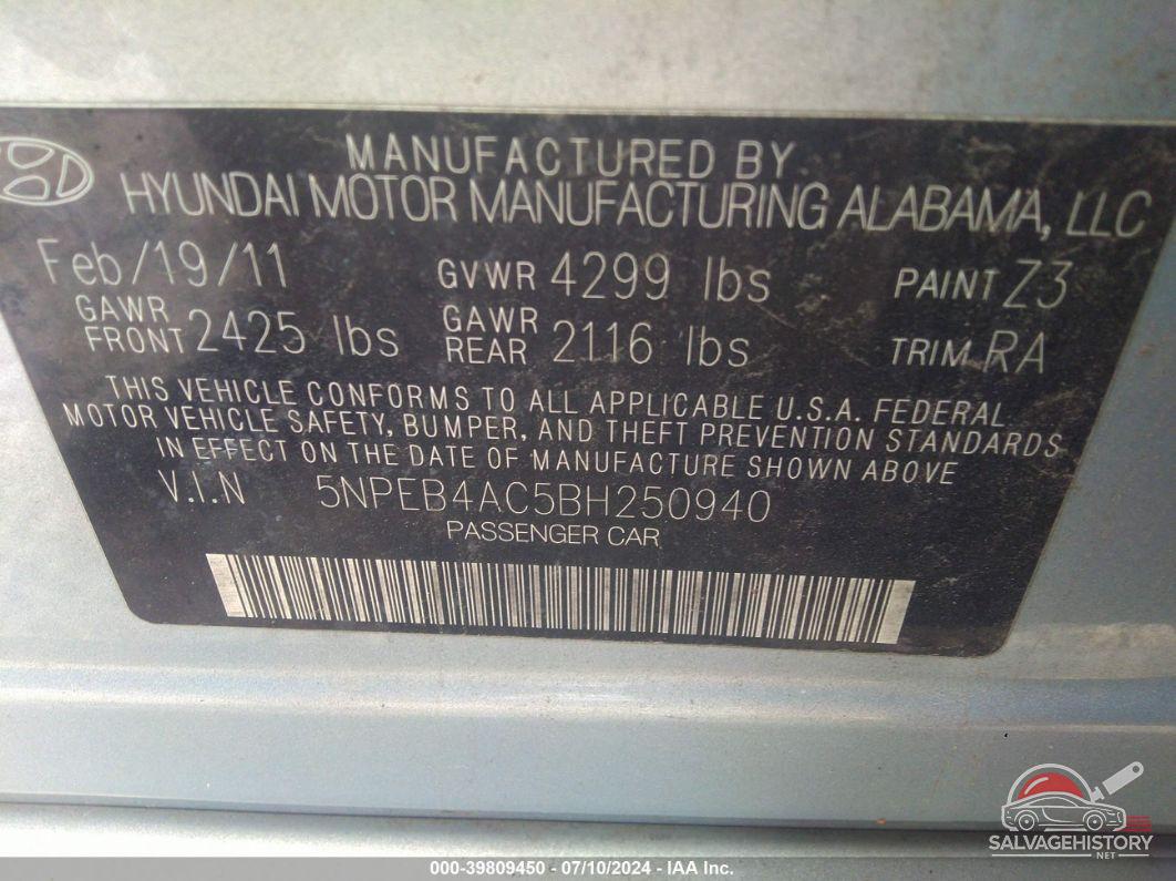 5NPEB4AC5BH250940 2011 HYUNDAI SONATA photo no. 9