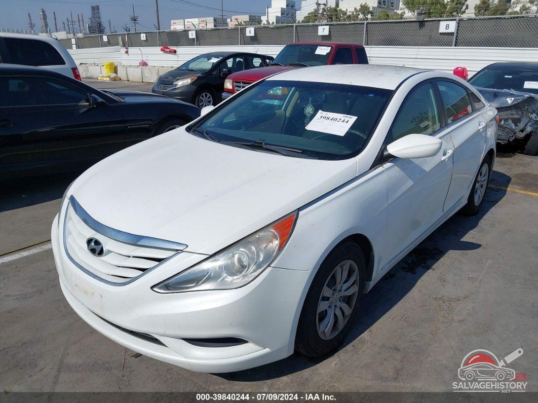 5NPEB4AC6BH023143 2011 HYUNDAI SONATA photo no. 2